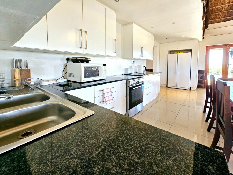4 Bedroom Property for Sale in Bloemfontein Rural Free State